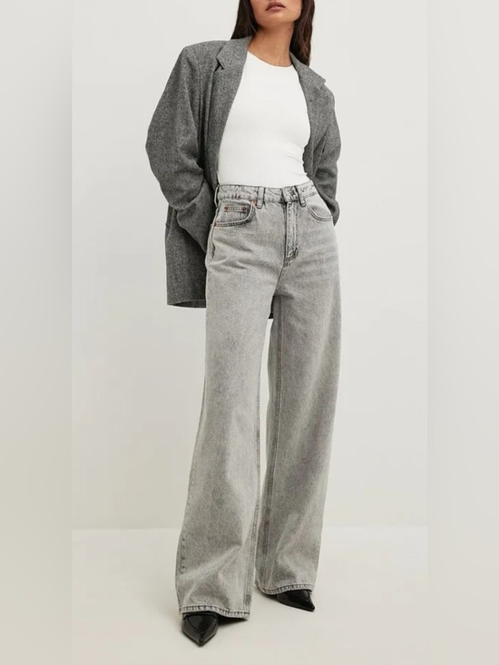 GAP Denim - GAP High-Rise Wide-Leg Jeans - Light Gray Wash Size 6/28